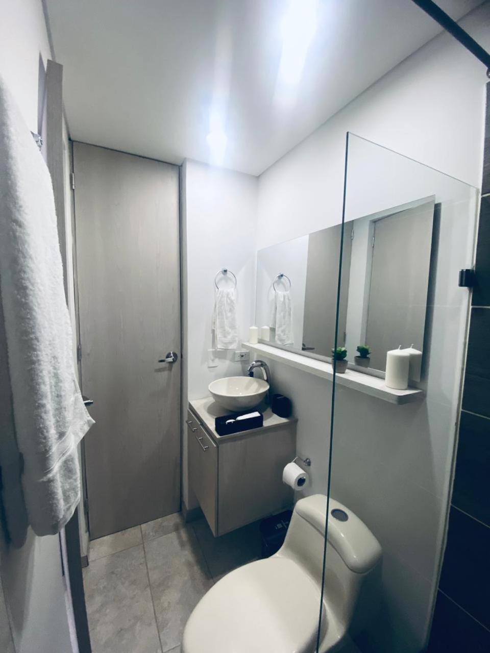 Apartment Parque Provenza And Lleras Minutes Away Medellin